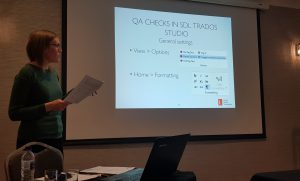 Catherine holding a presentation at LKTeam Day | Technical and commercial translation